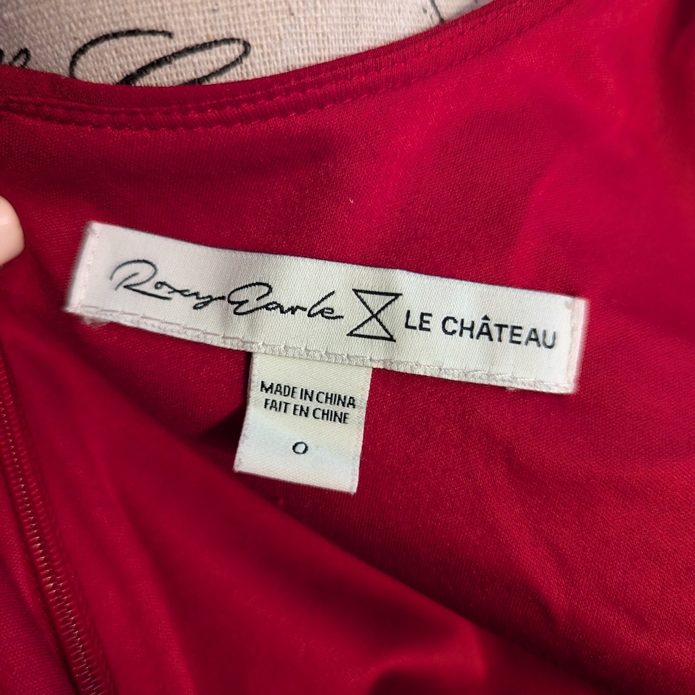 Le Château| NWOT Puffed Sleeve Red Dress - Picture 6 of 10